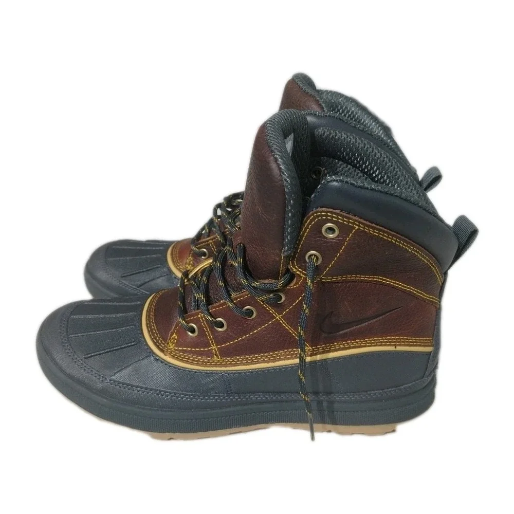 Nike Woodside‎ 2 High ACG Brown Gold Black Beige 525393-770 Snow Rain Boots Sz8